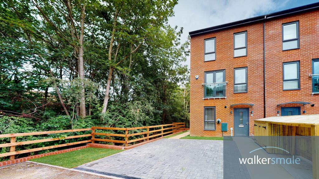 Main image of property: Copper Beech Court, Horsforth