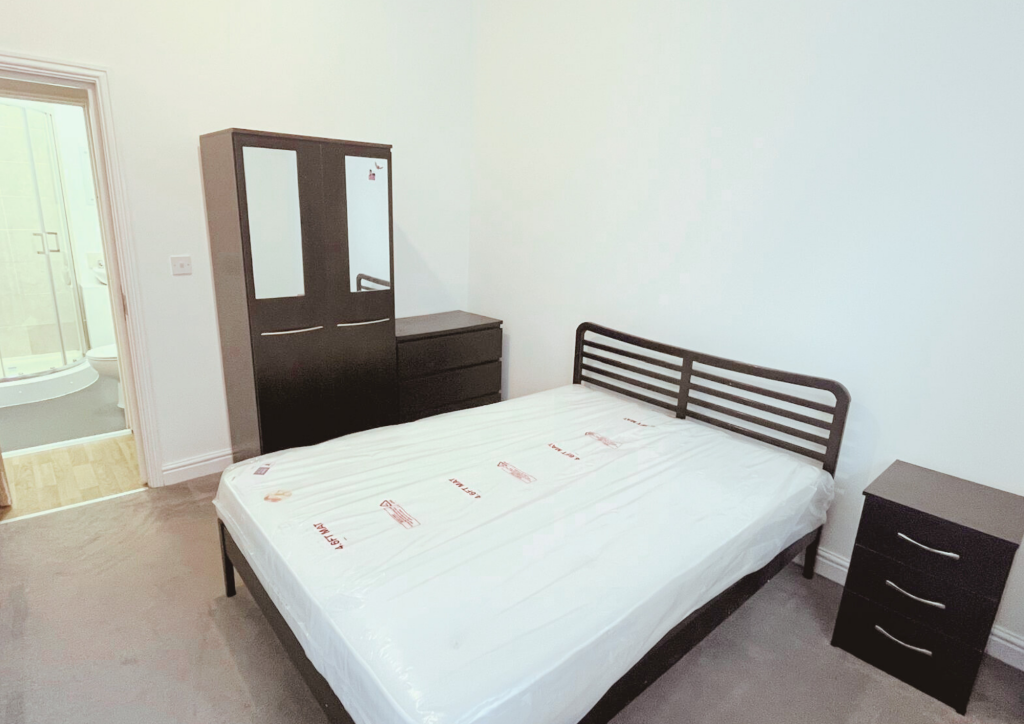 Apartment in Leicester - View 5