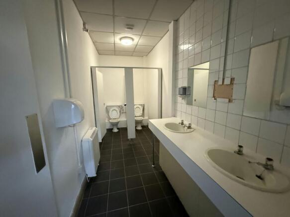 Office WCs F.jpeg