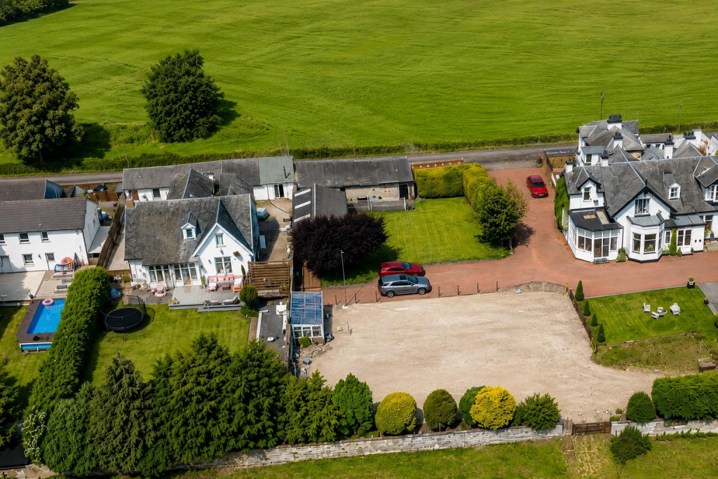 Glenboig Farm Road, Glenboig, Coatbridge - View 4