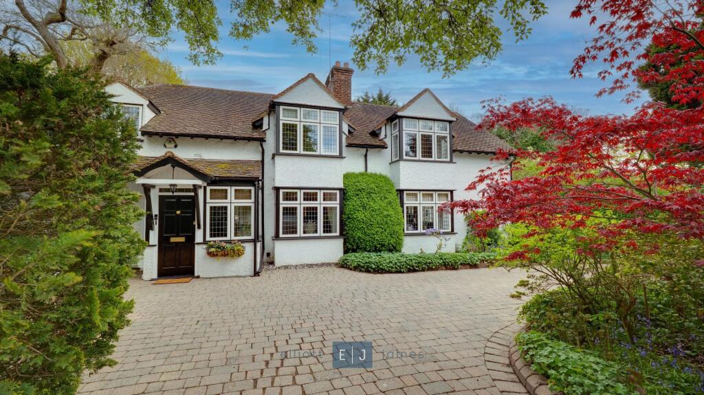 Main image of property: Theydon Road, Epping