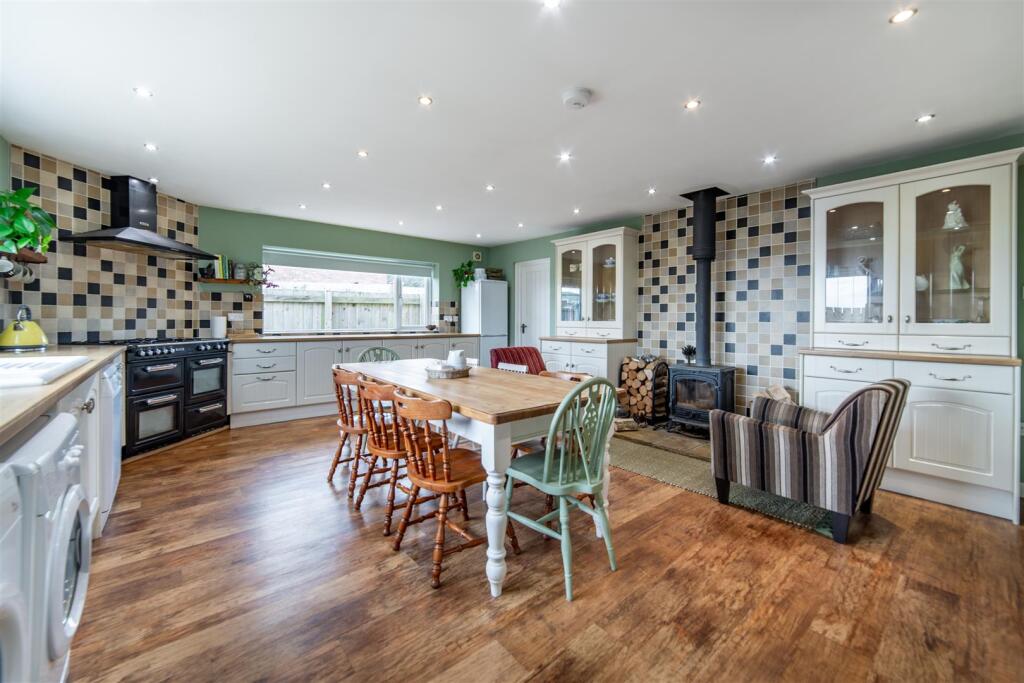 Station Road, Stannington, Morpeth, NE61 photo 4