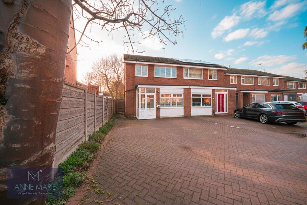 Main image of property: Moss Lane, Macclesfield, Cheshire, SK11