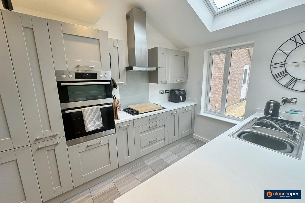 House in Nuneaton and Bedworth, Whittleford - View 5