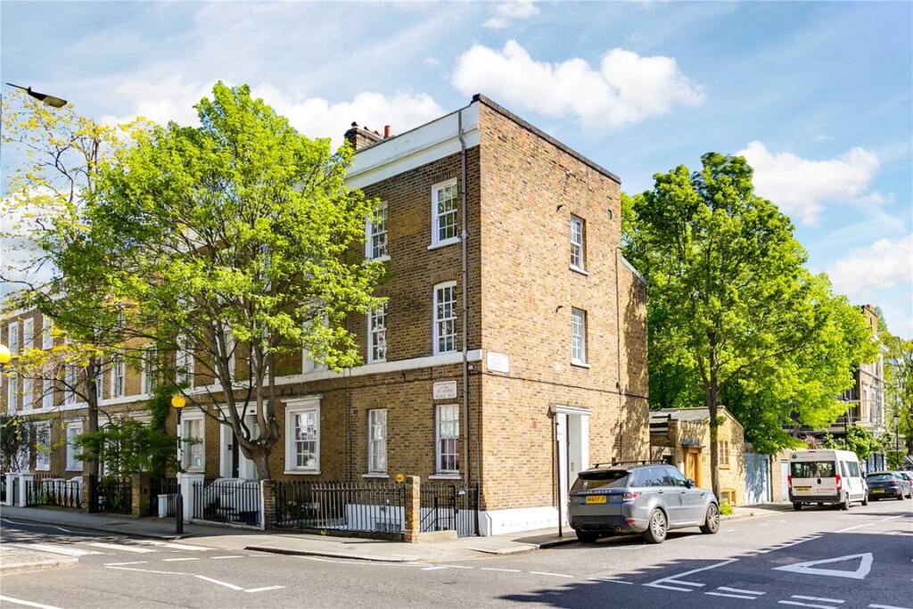 Main image of property: St. James's Gardens, Holland Park