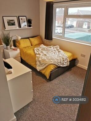 Main image of property: Grange Drive, Swindon, SN3