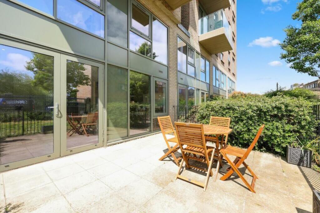 Apartment in London - View 2