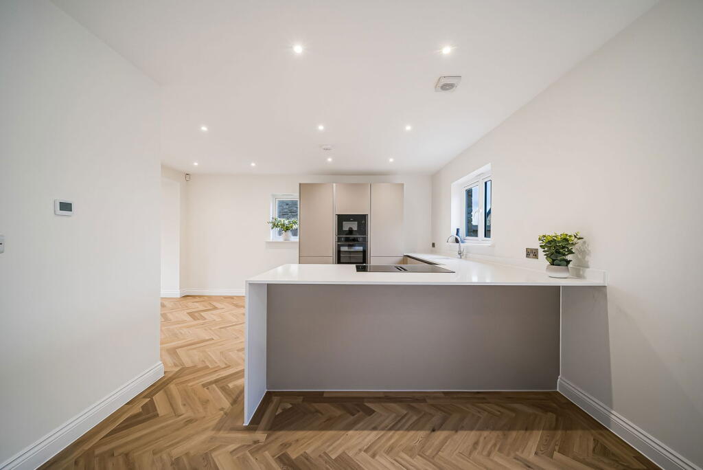 Additional image 10 of Meadow Edge Close, Rawtenstall, BB4 7UU