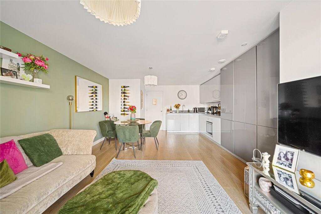 Apartment in London, Roehampton - More