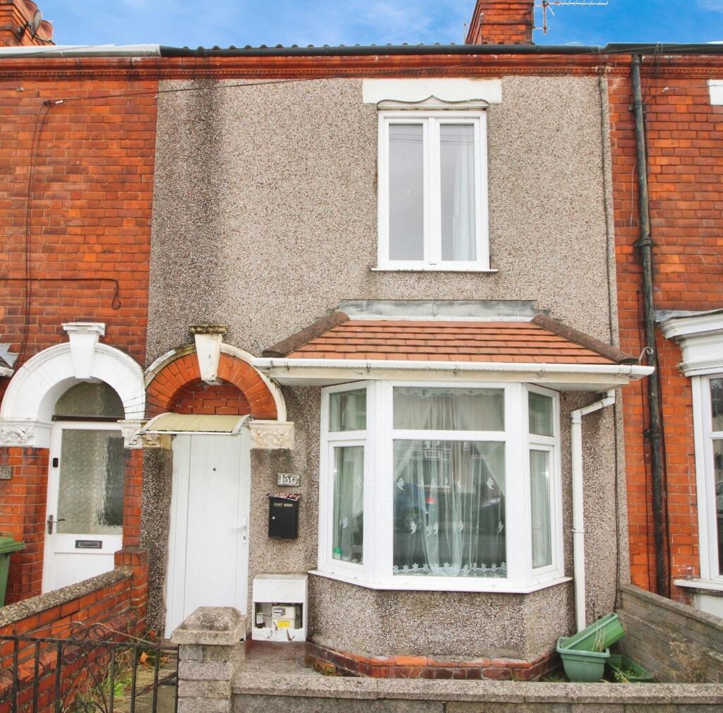 3-bed terraced on Alexandra Road, Grimsby, DN31, £65,000