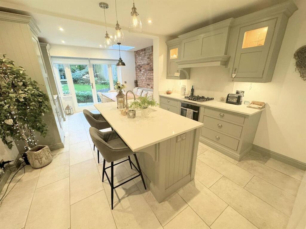 48, Moss Lane, Alderley Edge, SK9 photo 2