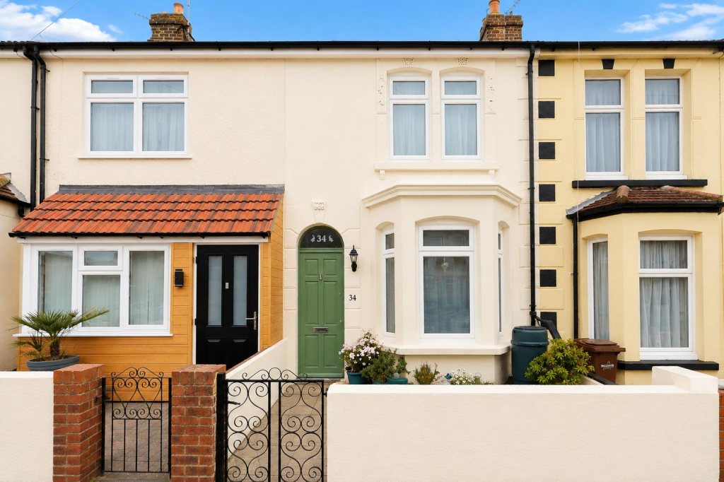 Main image of property: Wellington Road, Gillingham
