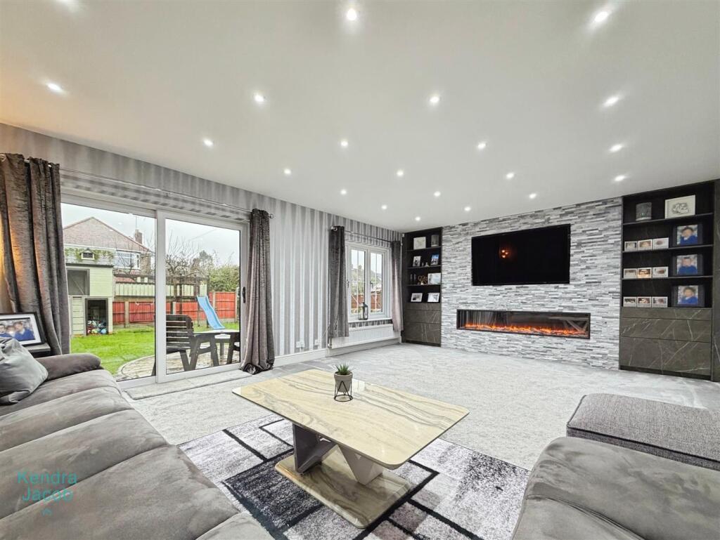Blyth Road, Oldcotes, Worksop photo 3