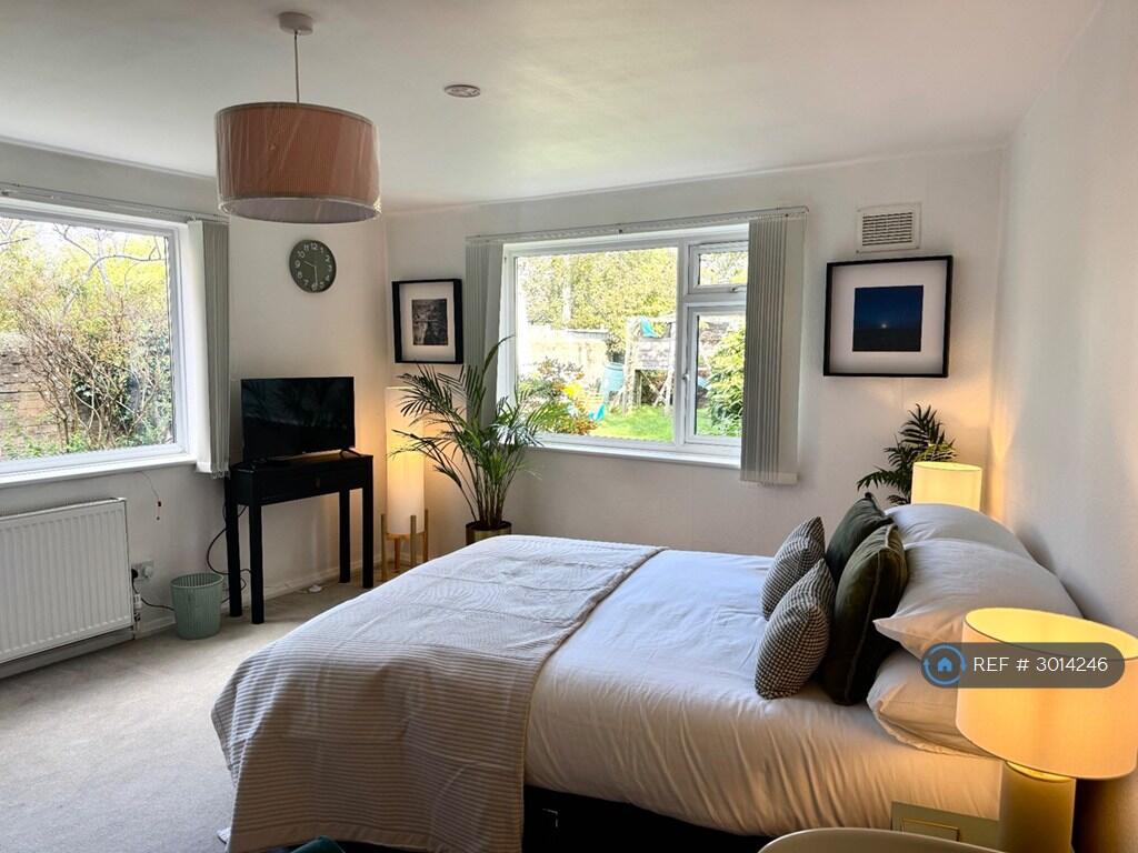 Main image of property: Worthing, Worthing, BN14