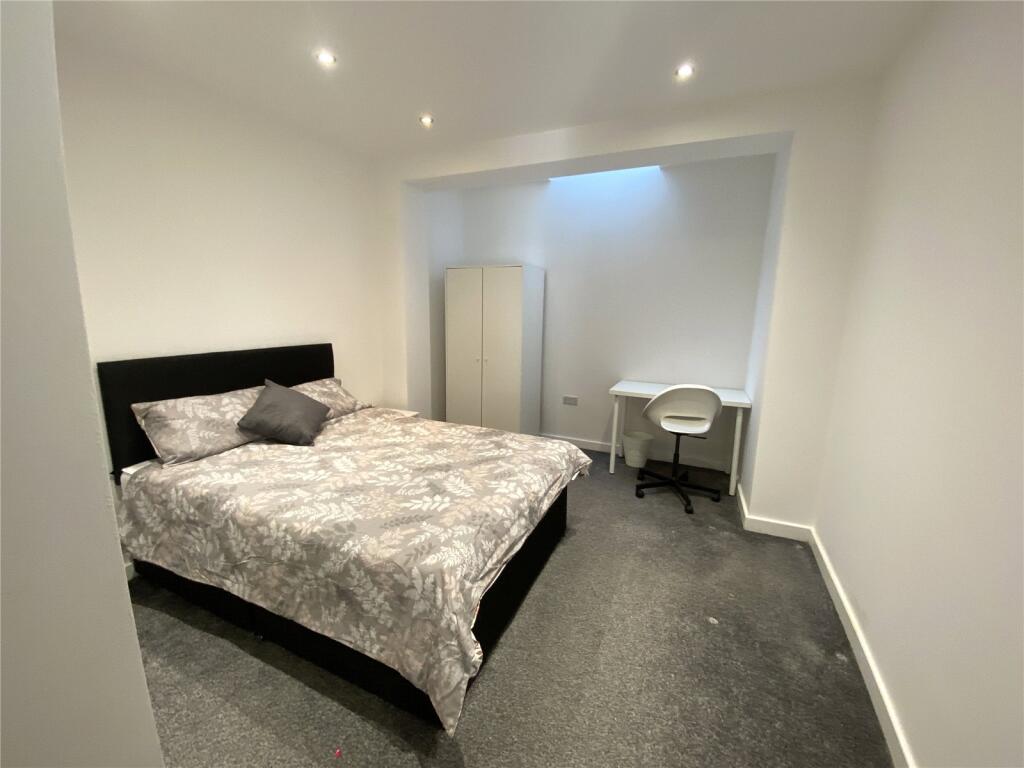 Main image of property: Lower Road, Beeston, Nottingham, Nottinghamshire, NG9