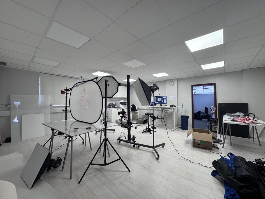 Main image of property: Unit 20 106A Bedford Road, Wootton, Bedford, MK43 9JB