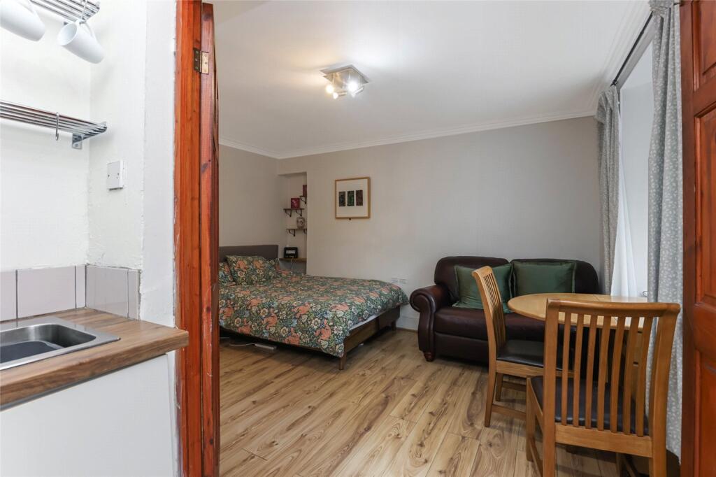 Apartment in Glasgow, North Kelvinside, Hillhead - View 5