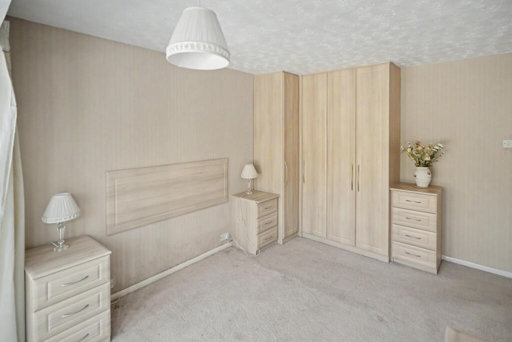 House in Northampton - View 5
