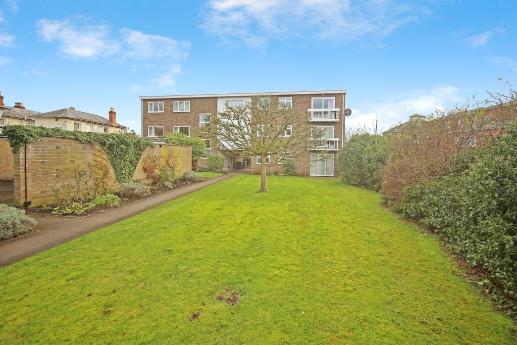 Apartment in Stratford-on-Avon, Stratford-upon-Avon - View 2