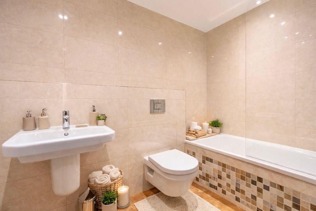 Apartment in Sheffield, South Yorkshire - More
