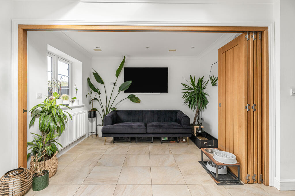 House in St Albans - View 4