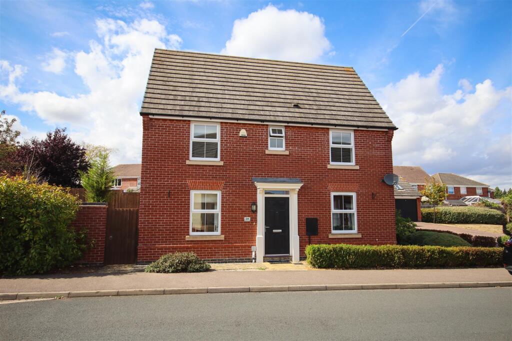 Main image of property: NN8 Chippenham Close, Wellingborough