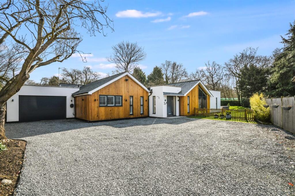 5-bed detached on The Ryefield, Little Baddow, £1,250,000