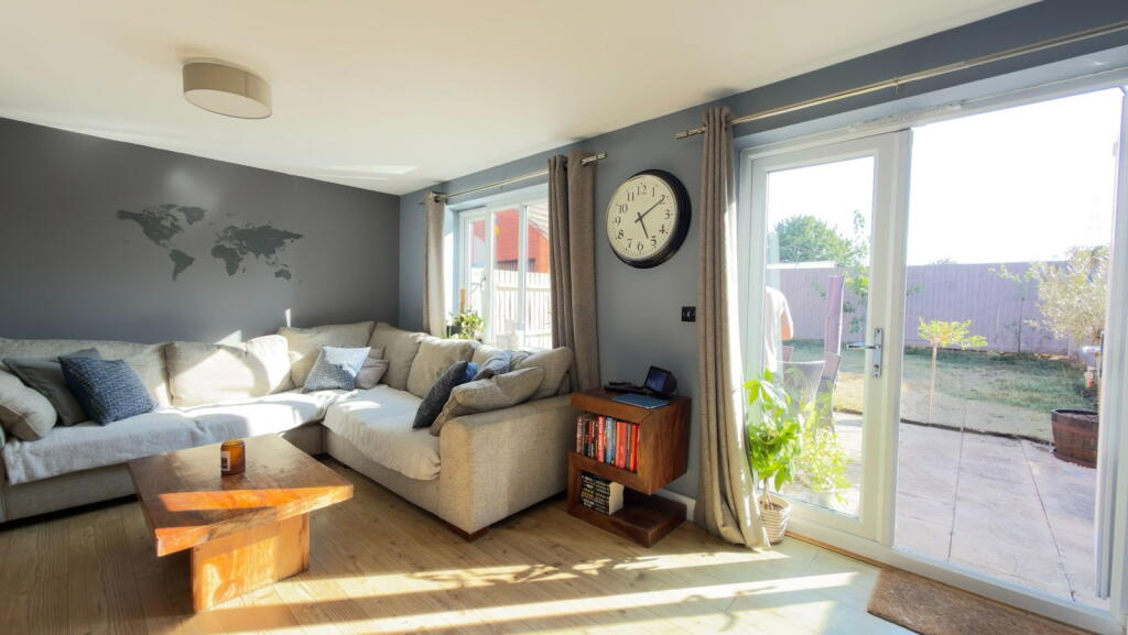 House in Gloucester - View 5