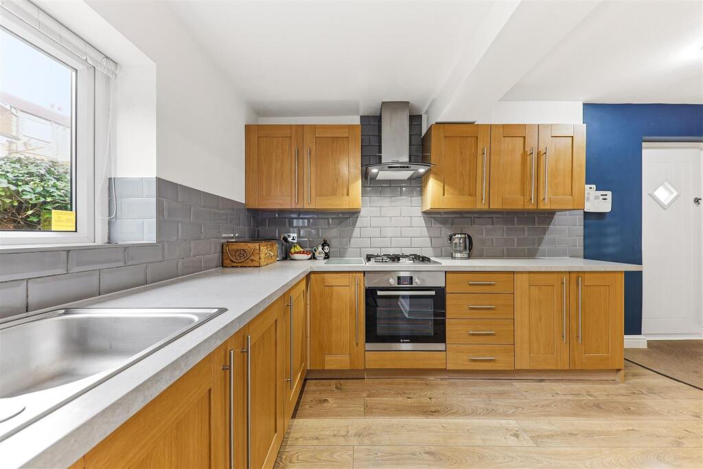 House in Leeds, West Yorkshire - More