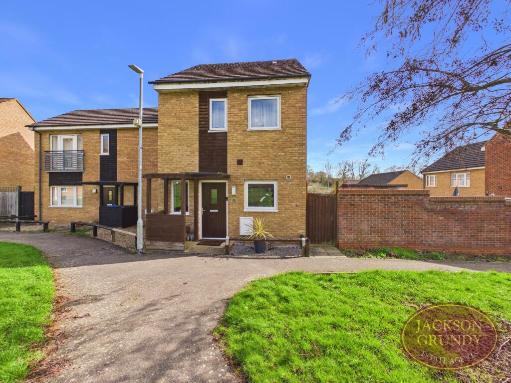 2-bed semi-detached on Alwyn Walk, Overstone Lodge, NN3 5GW, £70,000