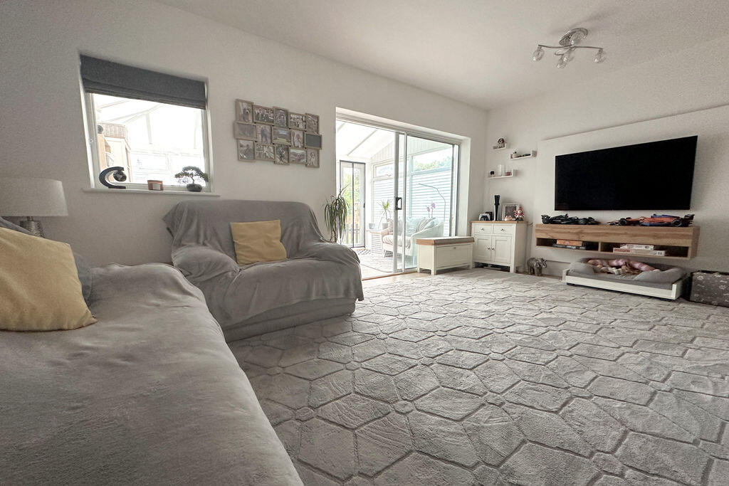 House in Fareham, Hampshire - View 4