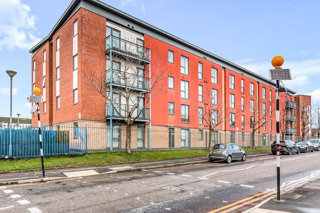 Ordsall Lane, Salford, M5