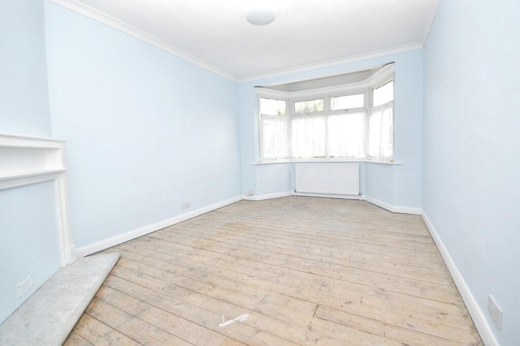 Apartment in Twickenham - More