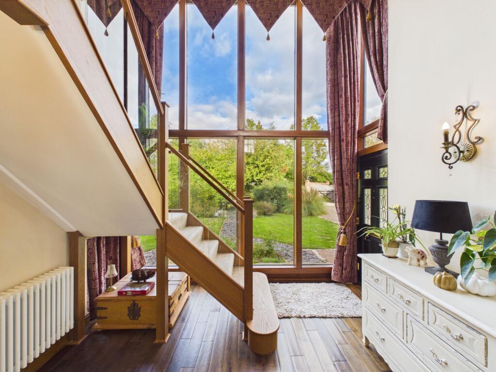 House in Tewkesbury, Churchdown - View 5