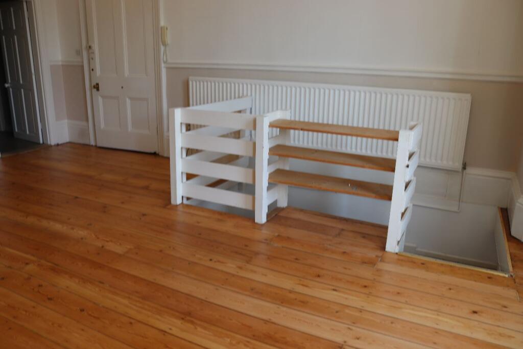 Apartment in Warwick, Royal Leamington Spa - View 5
