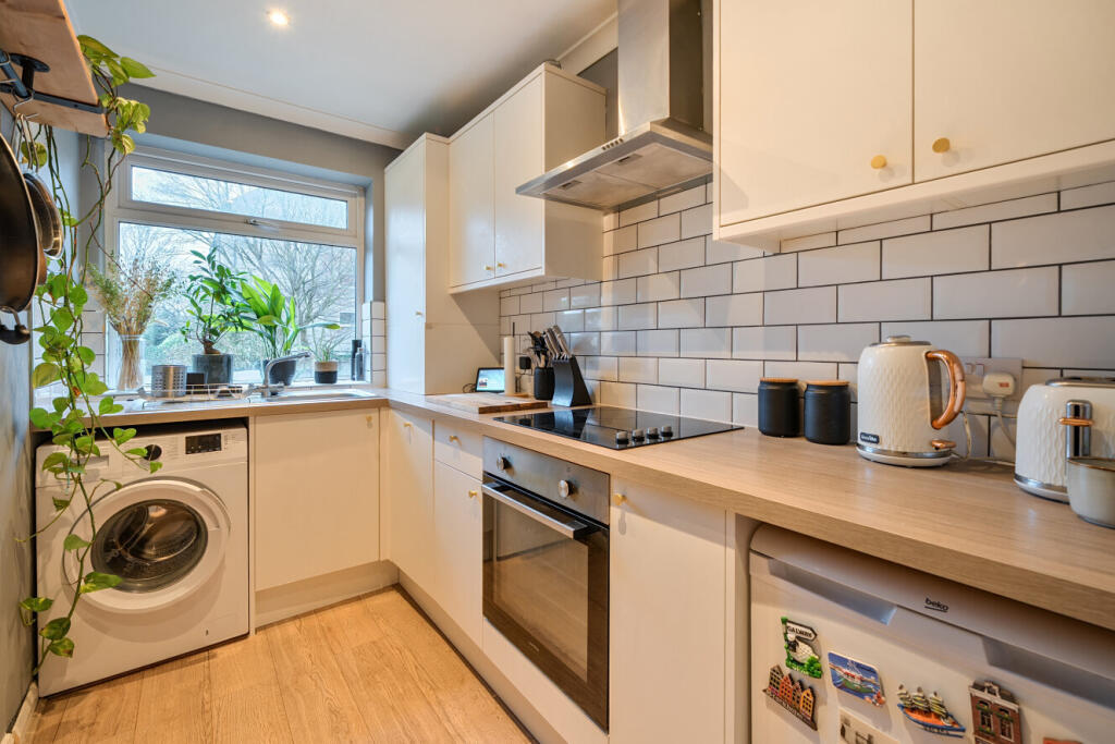 Main image of property: High Street, Penge, London, SE20