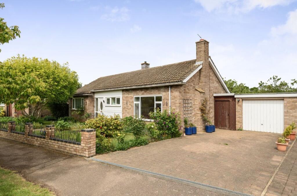 Main image of property: Chiltern Avenue, Bedford