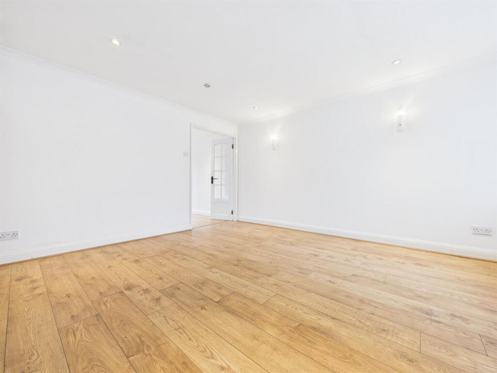Additional image 11 of Silverlands Close, Hall Green, Birmingham
