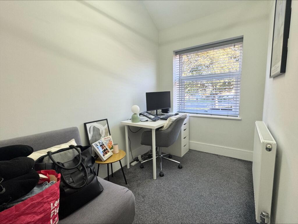 House in Normanton, Woodhouse - View 5