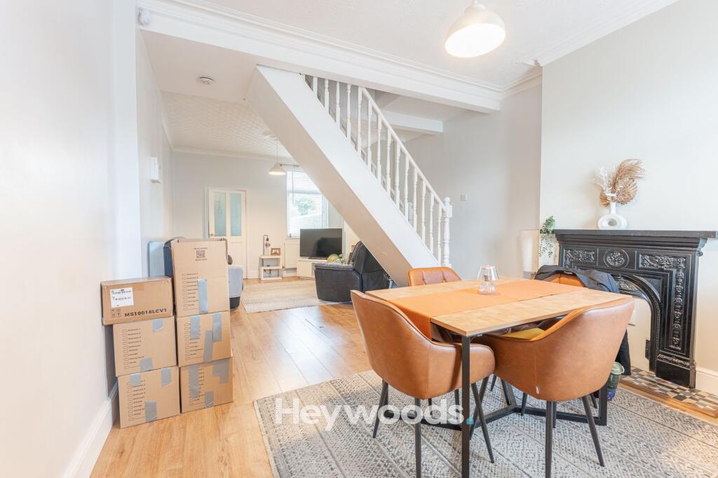 House in Newcastle-under-Lyme, Staffordshire - View 5