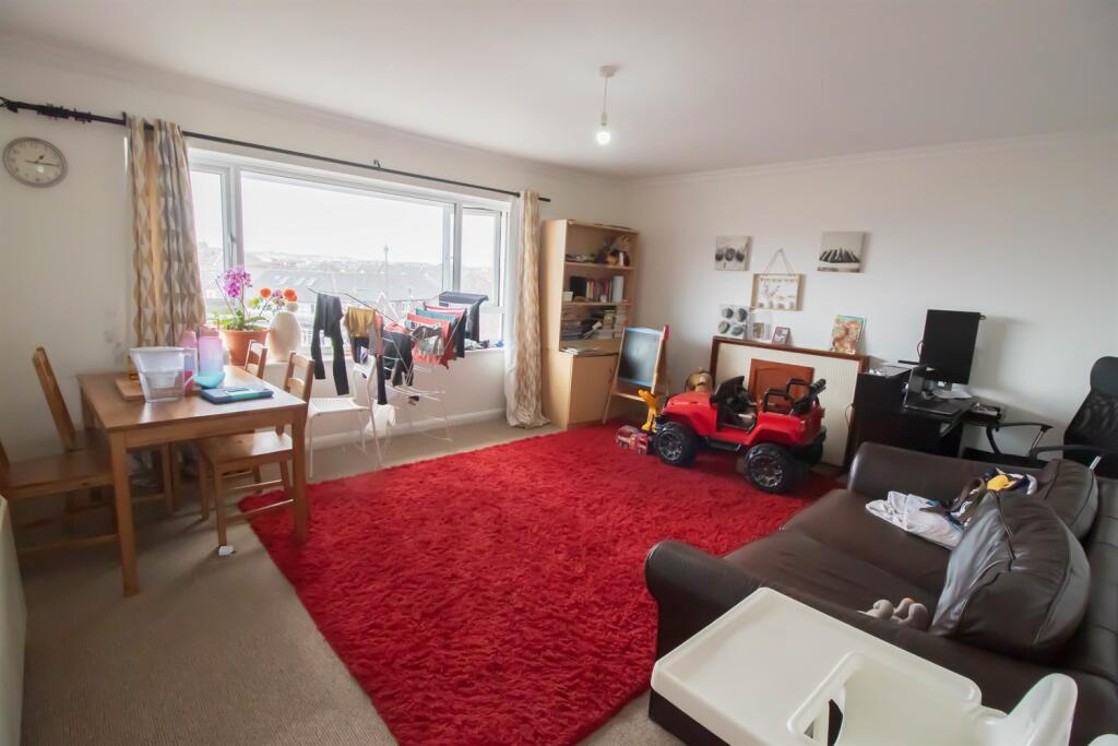 Welbeck Court, Pelham Road, Seaford, BN25 photo 2