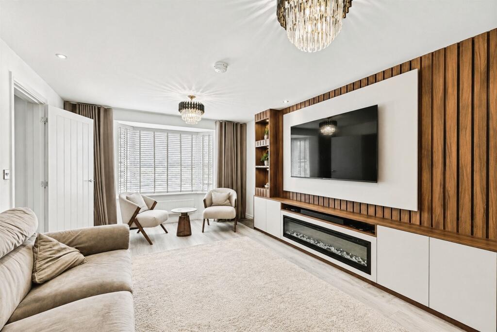House in Northampton - View 2