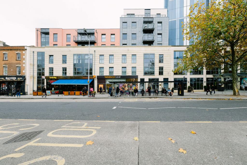 Main image of property: Central Quay North, Broad Quay, Bristol