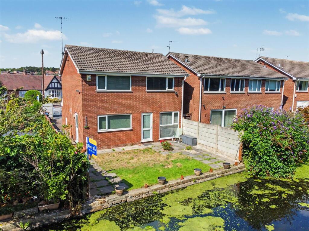 Main image of property: Longmoor Lane, Sandiacre, Nottingham