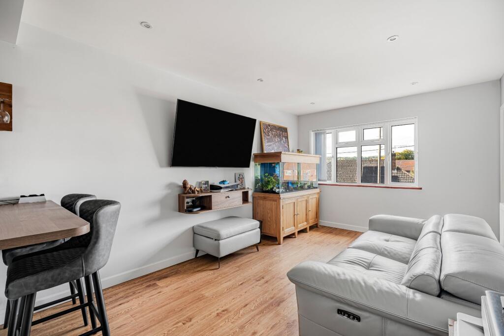 House in Guildford - View 4