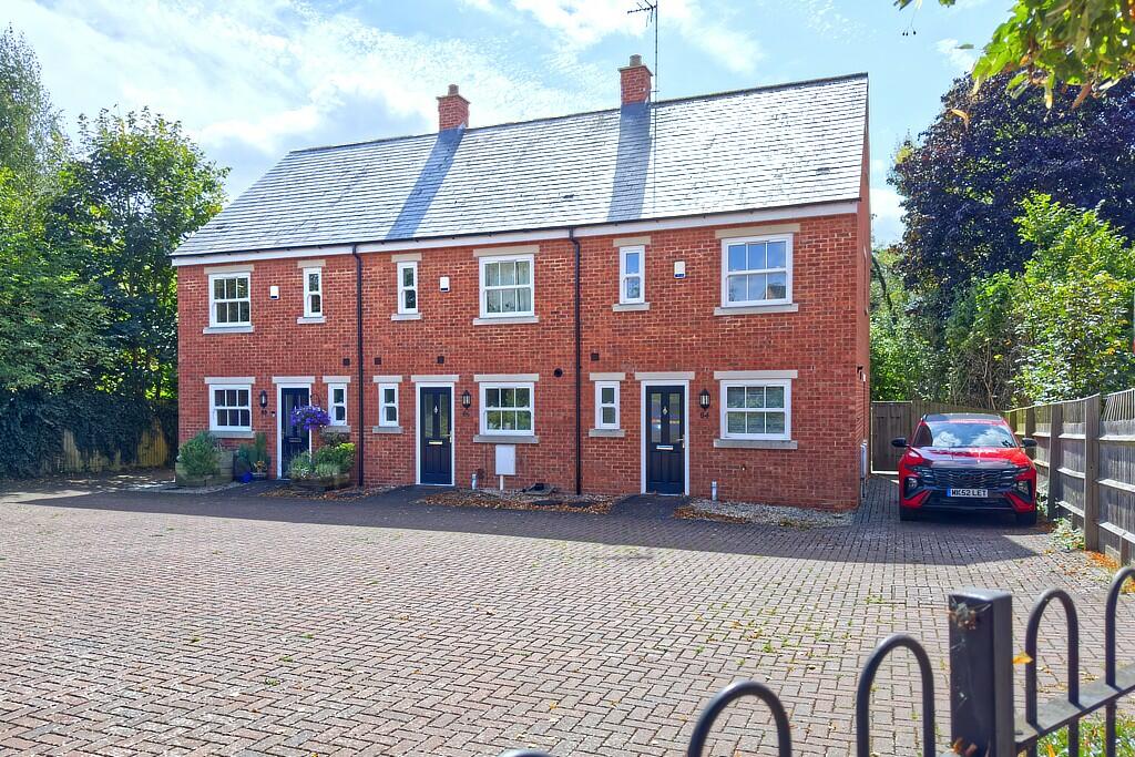 Main image of property: New Bradwell, Milton Keynes, Buckinghamshire, MK13