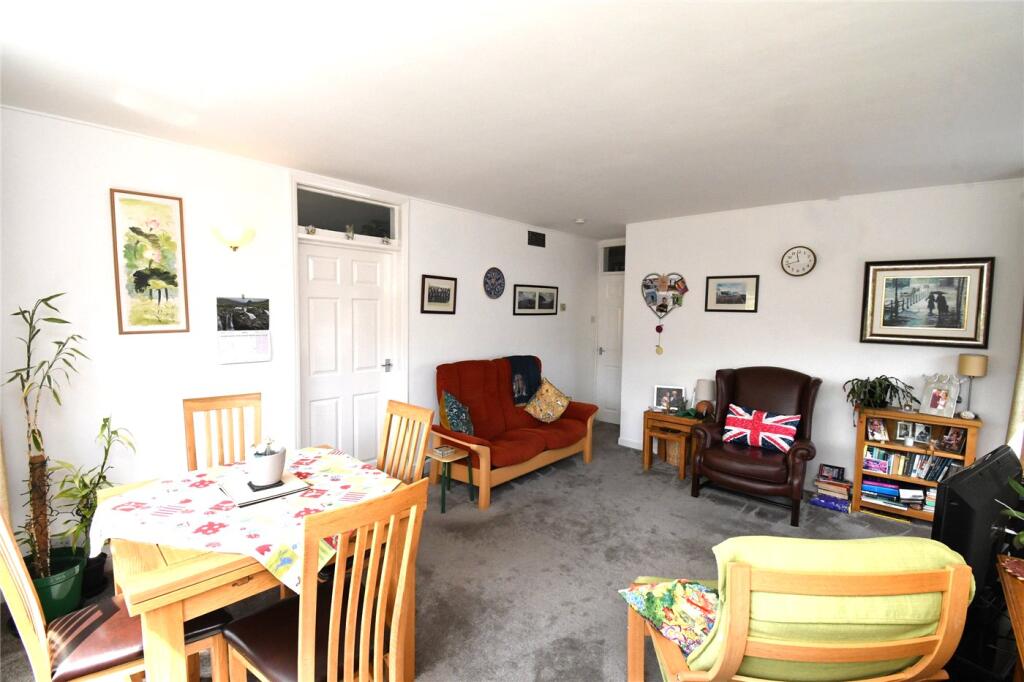 Apartment in Wallasey, New Brighton - More