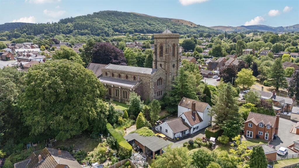 Church House, Pontesbury, Shrewsbury, SY5 0PS photo 2