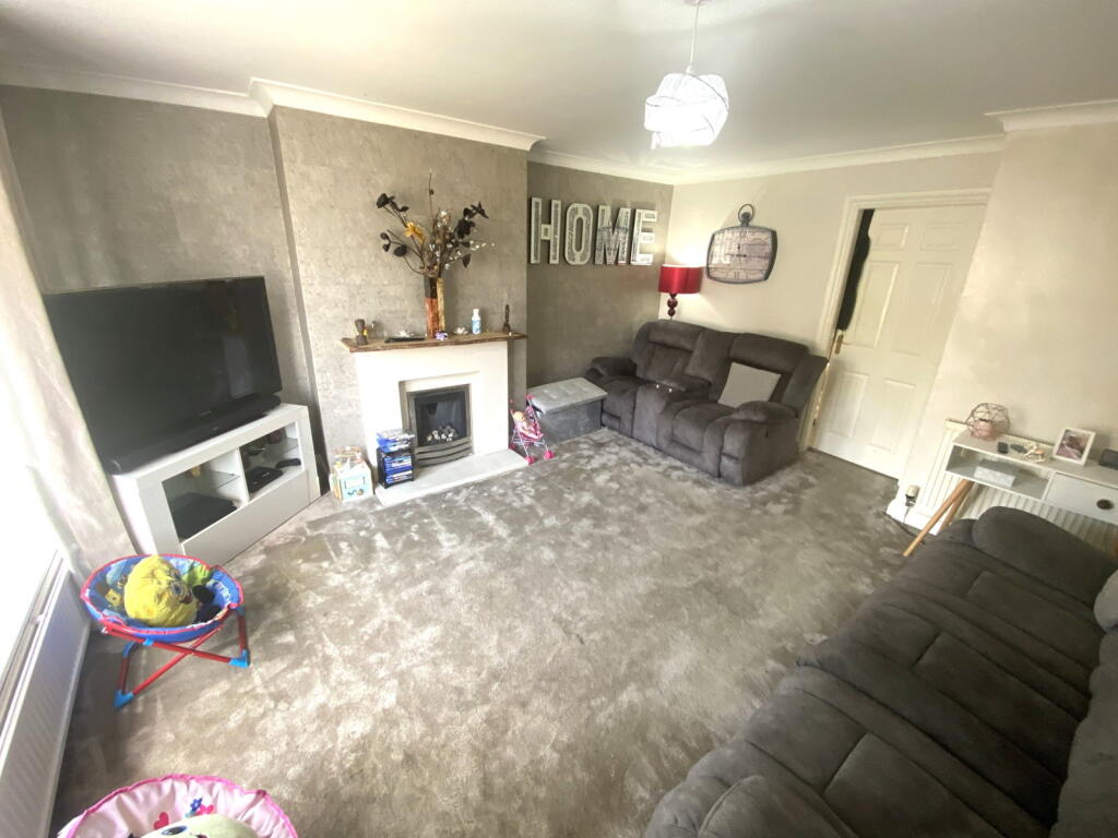 House in Oldham, Greater Manchester - More