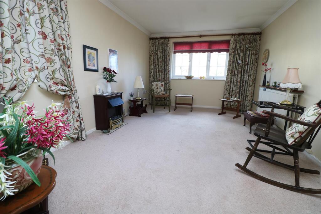 House in Trowbridge - View 3